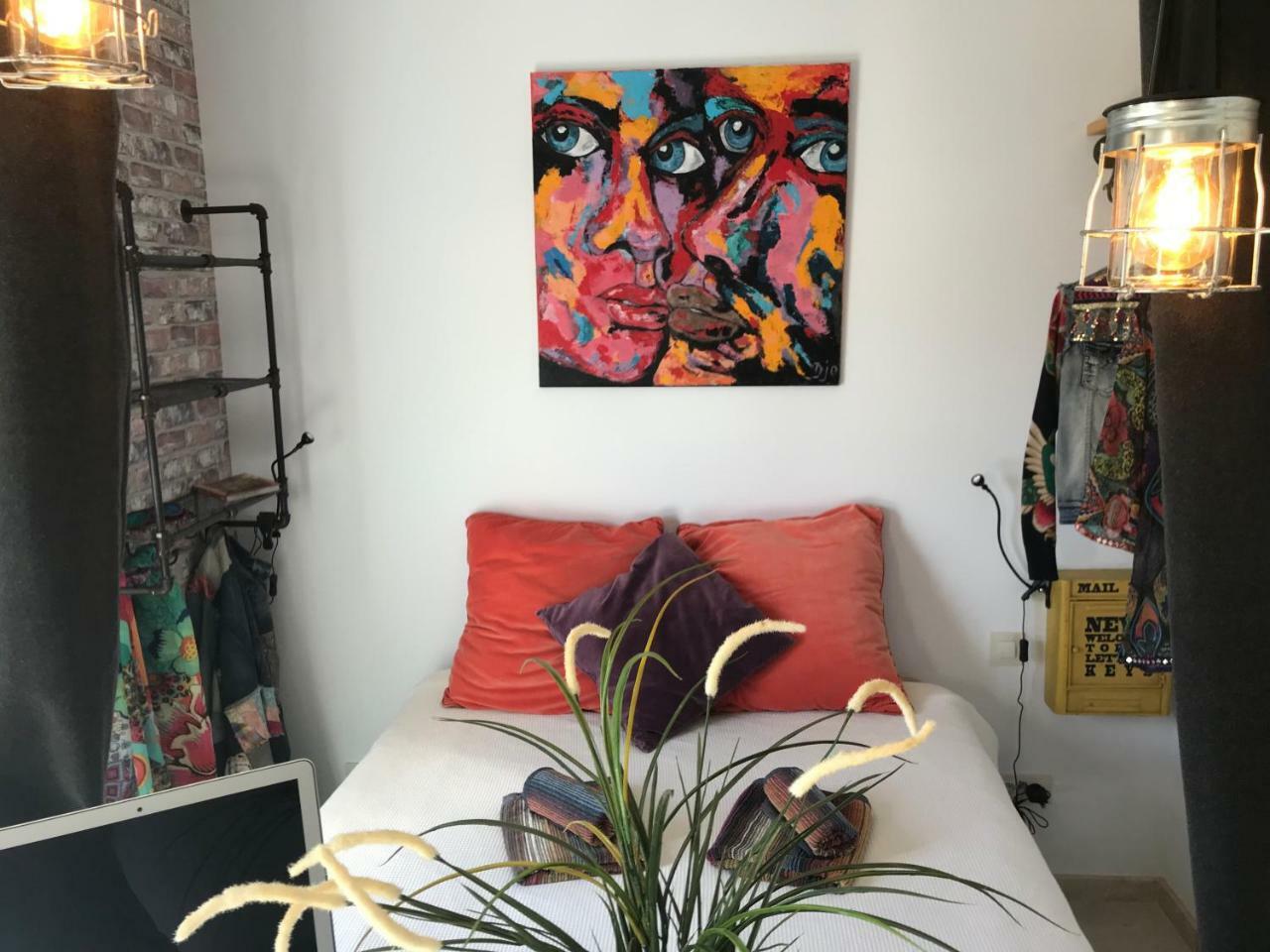 Studio "Mosaico" With Parking, Air Conditioner, Pool, Fibre Optic 600Mb Included Тарифа Екстериор снимка