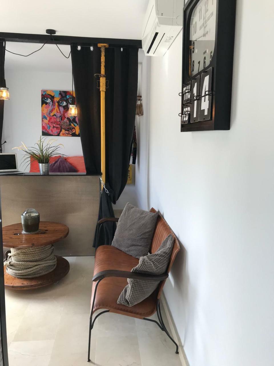 Studio "Mosaico" With Parking, Air Conditioner, Pool, Fibre Optic 600Mb Included Тарифа Екстериор снимка
